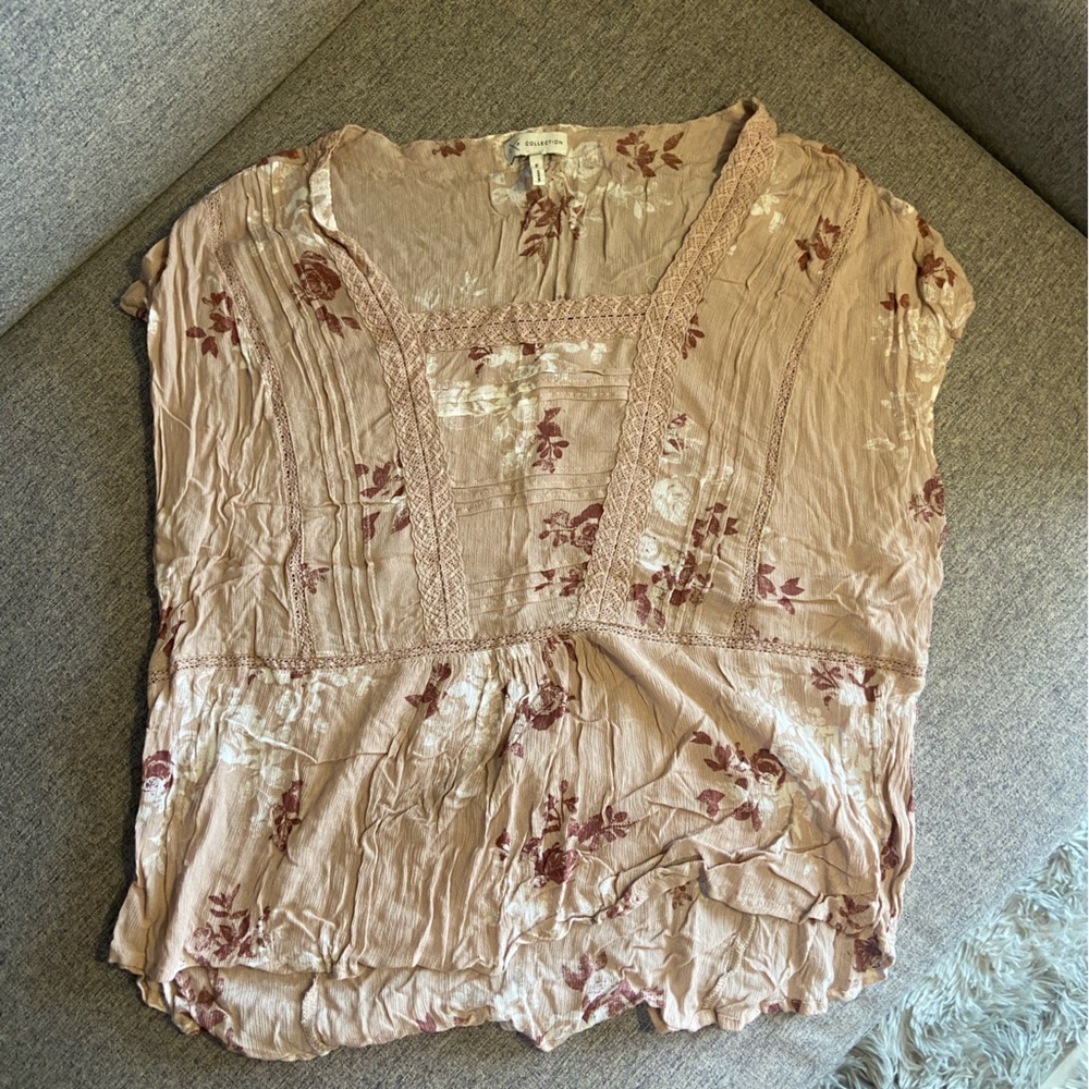 Floral Blouse with Lace Detail